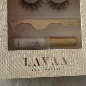 NEW LAVAA LASHES